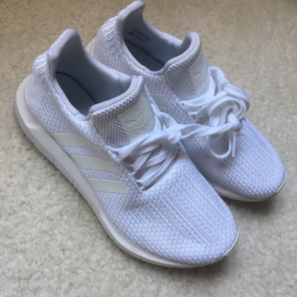 Adidas Swift 6 women’s
